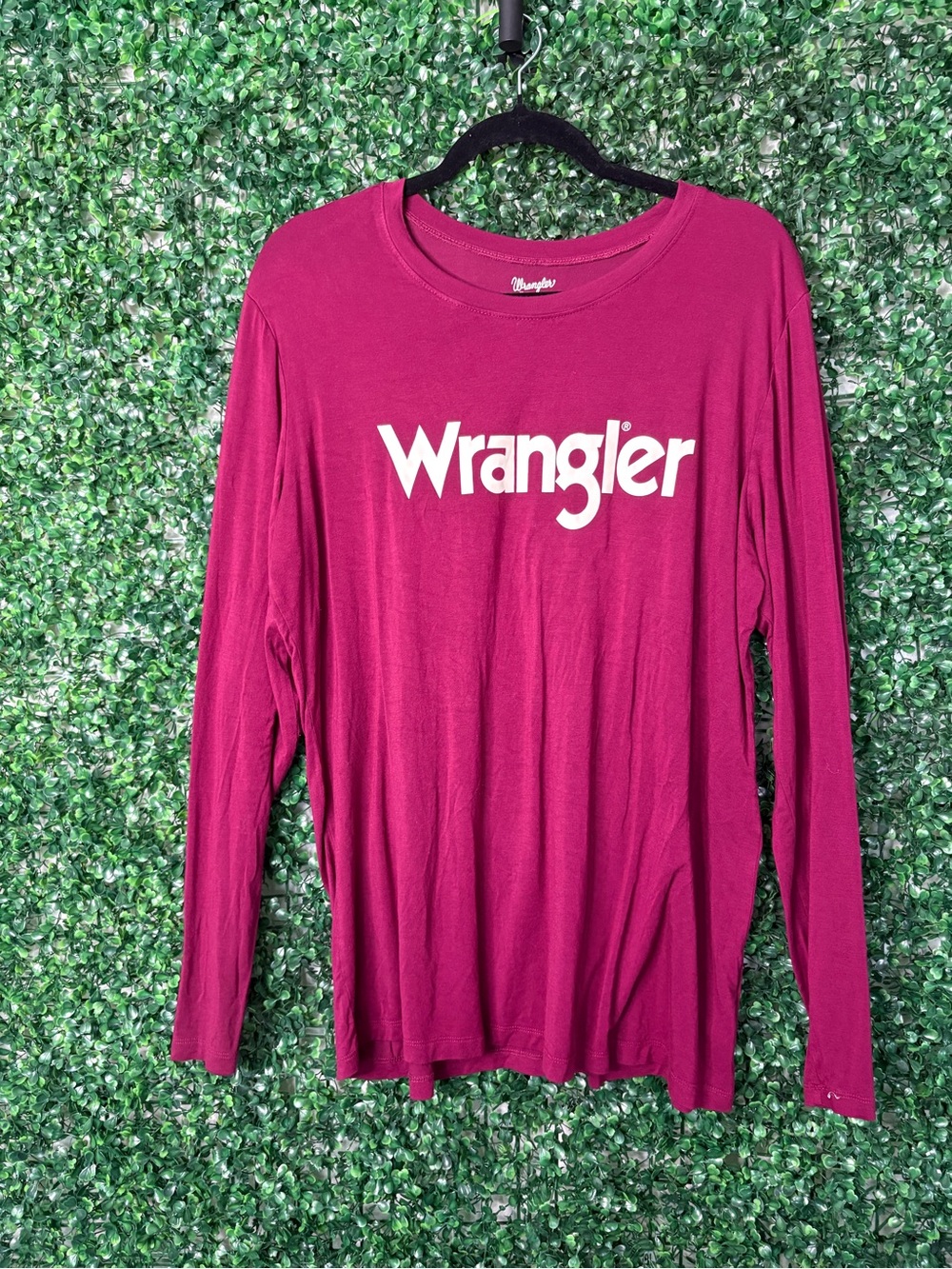 Wrangler Long Sleeve Logo Tee in Magenta